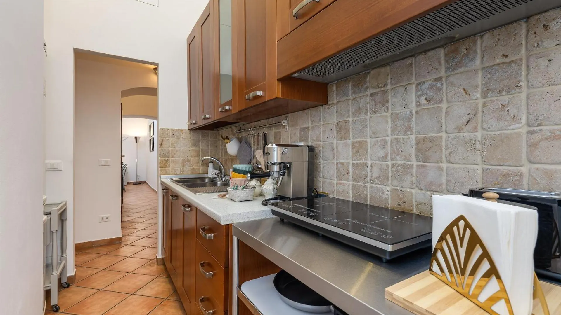 Apartment Delizioso Appartamento A Roma In Posizione Strategica Italy