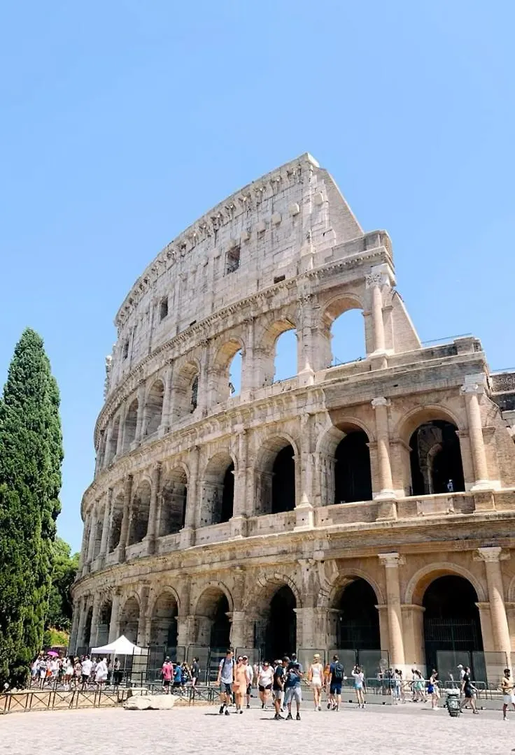 Delizioso Appartamento A Roma In Posizione Strategica Italy