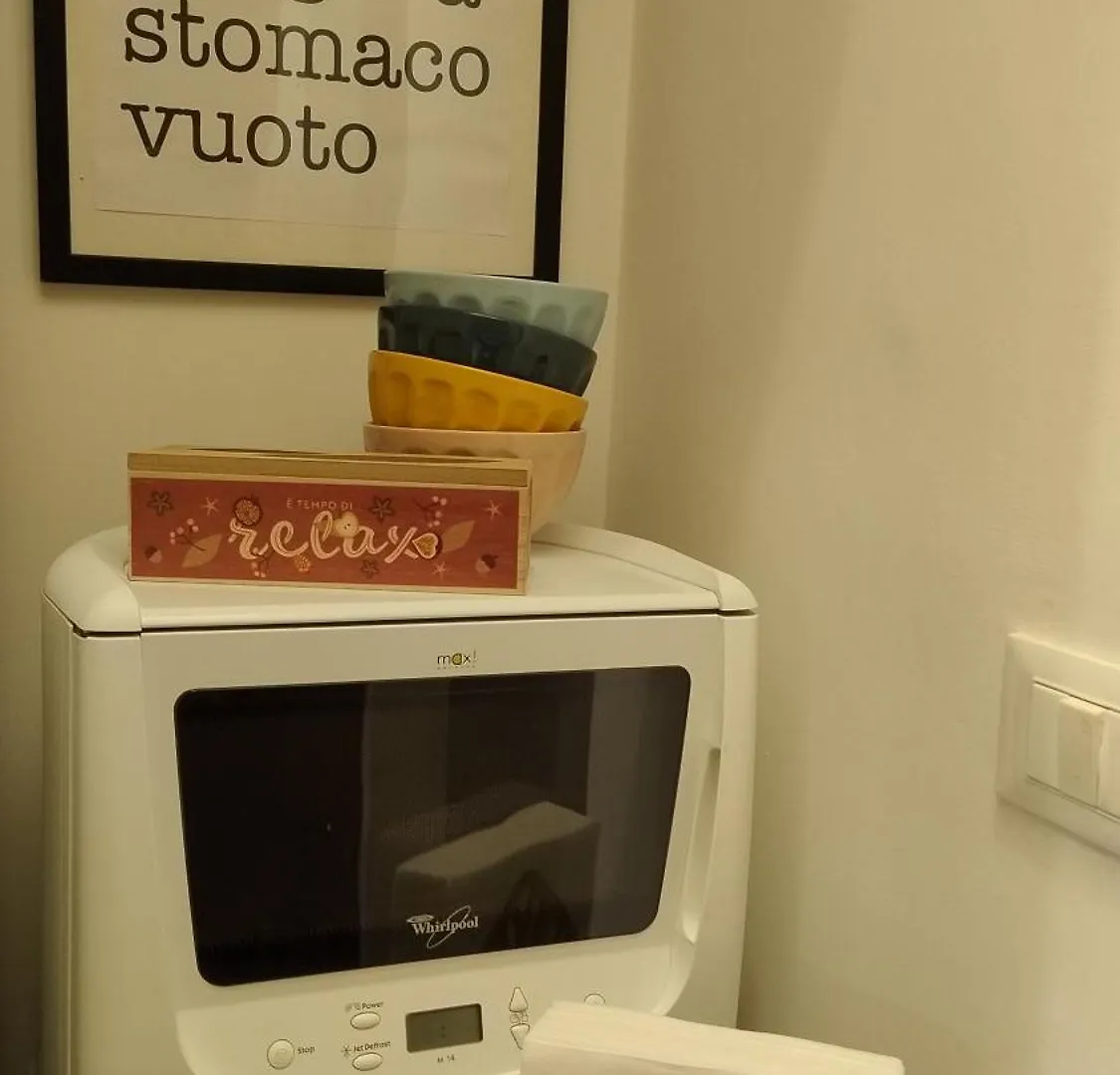 Apartment Delizioso Appartamento A Roma In Posizione Strategica Italy